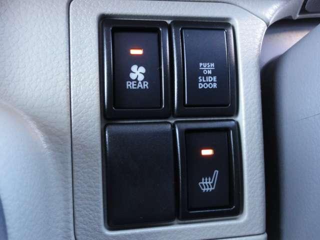 ＮＶ１００クリッパーリオ ６６０　Ｅ　４ＷＤ　標準ルーフ　４ＷＤ　衝突被害軽減ブレーキ　１オーナ　フルタイム４ＷＤ　セキュリティアラーム　インテリキー　オートエアコン　メモリーナビ　点検記録簿　ナビＴＶ　アルミホイール　ＡＢＳ　ワンセグ　キーレス　エアバッグ　Ｗエアバック　パワーウィンド（7枚目）