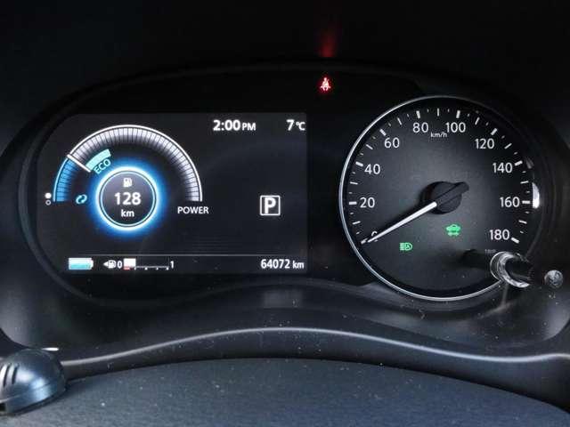 ��-�o�n�v�d�q��p���[�^�[�̓��[�^�[�o�́A�G�l���M�[�t���[�\���A�e��R��\���@�\�A�o�b�e���[�c�ʁA�f�W�^�����v�A�q���\�����A�T�[�r�X�C���^�[�o���Ȃǂ��\������܂��B�@���s�����@�U�S�O�V�Q����