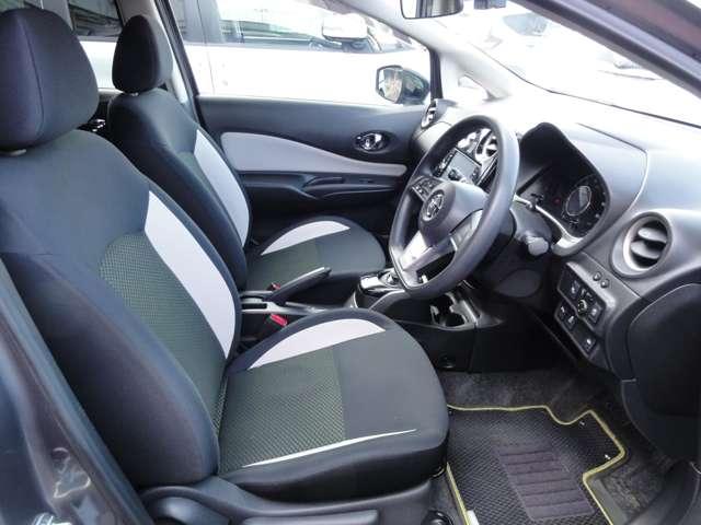 ノート １．２　ｅ－ＰＯＷＥＲ　Ｘ　シーギア　リミテッド　純正ナビ　レーンキープ　記録簿　ＬＥＤヘッド　エアコン　メモリーナビ　ＥＴＣ　エアバッグ　パワーウィンドウ　パワーステアリング　ＡＢＳ　アイドリングストップ　アルミホイール　ドラレコ　ワンオーナー　スマートキー（24枚目）