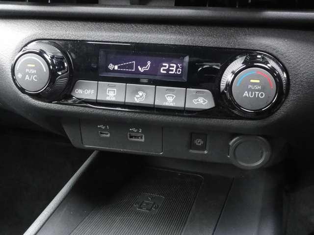 ノート １．２　Ｘ　メーカー純正ナビ　助手席エアバック　ＰＳ　ＰＷ　盗難防止　地デジ　キーフリーシステム　ＡＡＣ　ワンオ－ナ－車　オートハイビーム　カーテンエアバック　ＥＴＣ　バックカメラ　アイドリングストップ　ＡＢＳ（8枚目）