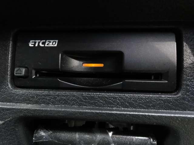 ノート １．２　Ｘ　メーカー純正ナビ　助手席エアバック　ＰＳ　ＰＷ　盗難防止　地デジ　キーフリーシステム　ＡＡＣ　ワンオ－ナ－車　オートハイビーム　カーテンエアバック　ＥＴＣ　バックカメラ　アイドリングストップ　ＡＢＳ（9枚目）