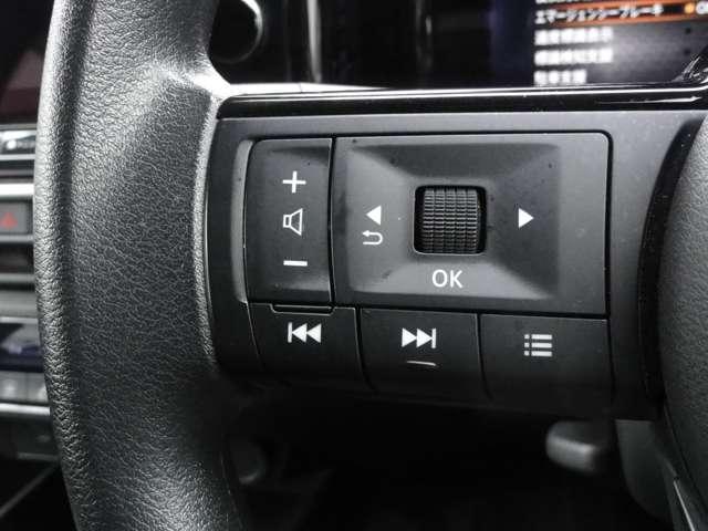 ノート １．２　Ｘ　メーカー純正ナビ　助手席エアバック　ＰＳ　ＰＷ　盗難防止　地デジ　キーフリーシステム　ＡＡＣ　ワンオ－ナ－車　オートハイビーム　カーテンエアバック　ＥＴＣ　バックカメラ　アイドリングストップ　ＡＢＳ（19枚目）