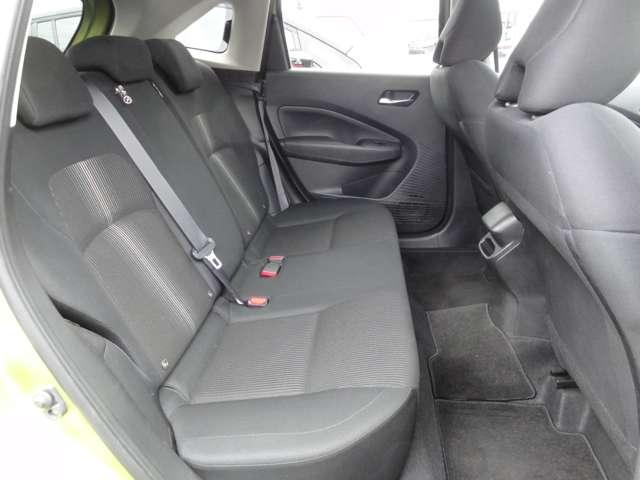 ノート １．２　Ｘ　メーカー純正ナビ　助手席エアバック　ＰＳ　ＰＷ　盗難防止　地デジ　キーフリーシステム　ＡＡＣ　ワンオ－ナ－車　オートハイビーム　カーテンエアバック　ＥＴＣ　バックカメラ　アイドリングストップ　ＡＢＳ（24枚目）