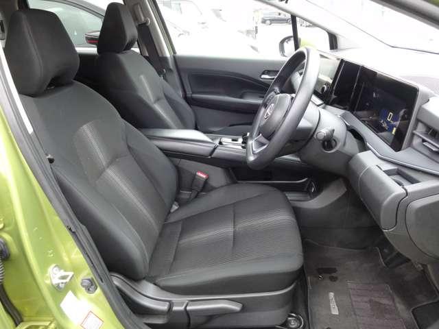 ノート １．２　Ｘ　メーカー純正ナビ　助手席エアバック　ＰＳ　ＰＷ　盗難防止　地デジ　キーフリーシステム　ＡＡＣ　ワンオ－ナ－車　オートハイビーム　カーテンエアバック　ＥＴＣ　バックカメラ　アイドリングストップ　ＡＢＳ（25枚目）