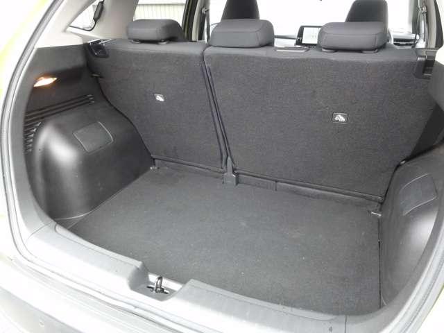 ノート １．２　Ｘ　メーカー純正ナビ　助手席エアバック　ＰＳ　ＰＷ　盗難防止　地デジ　キーフリーシステム　ＡＡＣ　ワンオ－ナ－車　オートハイビーム　カーテンエアバック　ＥＴＣ　バックカメラ　アイドリングストップ　ＡＢＳ（28枚目）