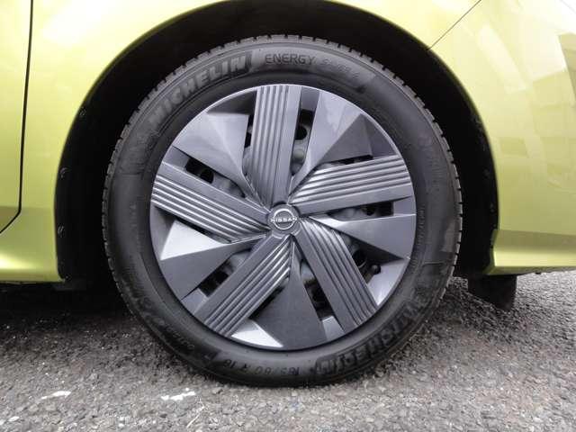 ノート １．２　Ｘ　メーカー純正ナビ　助手席エアバック　ＰＳ　ＰＷ　盗難防止　地デジ　キーフリーシステム　ＡＡＣ　ワンオ－ナ－車　オートハイビーム　カーテンエアバック　ＥＴＣ　バックカメラ　アイドリングストップ　ＡＢＳ（34枚目）