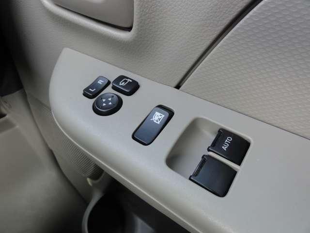 ＮＶ１００クリッパーバン ６６０　ＤＸ　ＧＬセーフティパッケージ　ハイルーフ　純正メモリーナビＴＶ／エマブレ／車線逸脱警報　デュアルカメラブレーキサポート　キーレスエントリーキー　フロントパワーウインドウ　運転席エアバック　ダブルエアバック　ＡＣ　パワステ　ドライブレコーダー（7枚目）