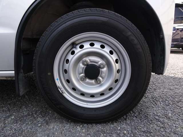 ＮＶ１００クリッパーバン ６６０　ＤＸ　ＧＬセーフティパッケージ　ハイルーフ　純正メモリーナビＴＶ／エマブレ／車線逸脱警報　デュアルカメラブレーキサポート　キーレスエントリーキー　フロントパワーウインドウ　運転席エアバック　ダブルエアバック　ＡＣ　パワステ　ドライブレコーダー（30枚目）