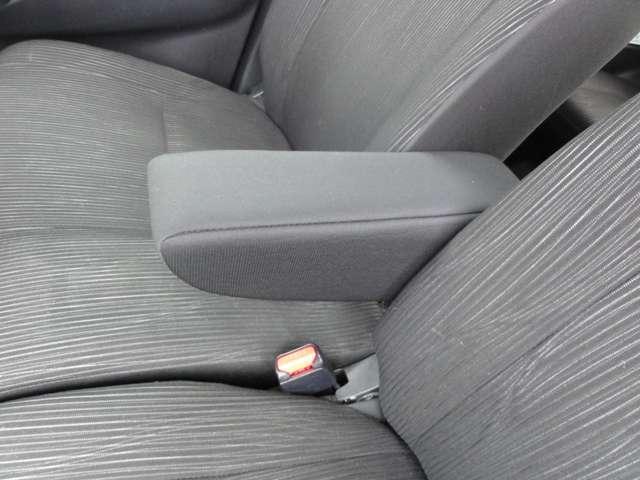 �^�]�ȂɃZ���^�[�A�[�����X�g�𑕔����Ă��܂����������h���C�u�����K�ł���