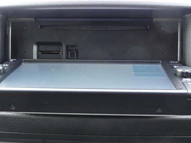 NV350キャラバンバン ロングDXターボ ディーゼル 4WD 5ドア 1.0t 3/6人乗り 純正純正メモリーナビ フルセグTV アラウンドビューM エマブレ リアヒーター キーレスエントリーキー(17枚目)