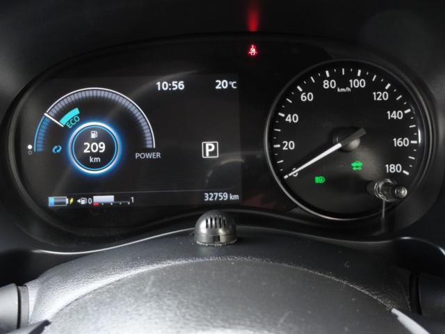 キックス Ｘ　ツートーンインテリアエディション　純正メモリーナビ　フルセグＴＶ　アラウンドビューＭ　Ｓルームミラー　ＬＥＤヘッドライト　シートヒーター　オートエアコン　前後ドラレコ　ＥＴＣ２．０（5枚目）