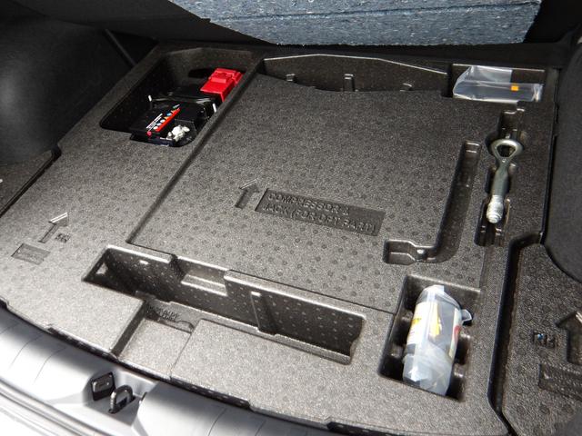 キックス Ｘ　ＦＯＵＲ　９０周年記念車　４ＷＤ　プロパイロット　アラウンドビューＭ　Ｓルームミラー　純正メモリーナビ　フルセグＴＶ　シートヒーター　ハンドルヒーター（30枚目）