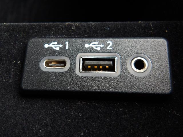 スカイライン GT アラウンドビューM メーカーナビ フルセグTV クルーズコントロール(13枚目)