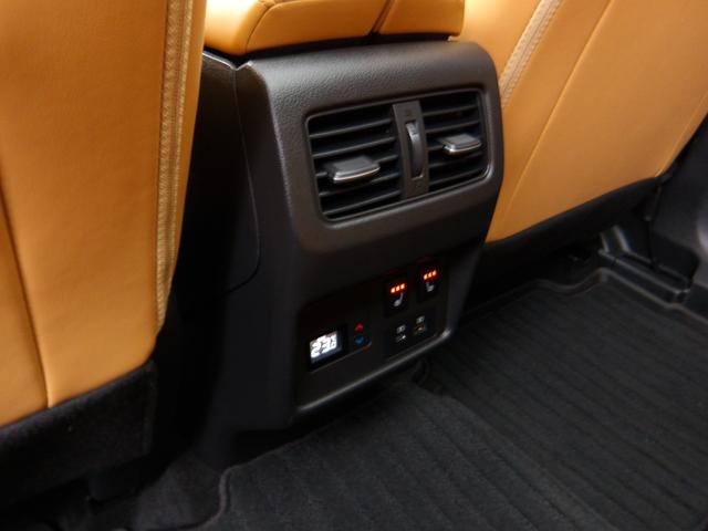 エクストレイル G e-4ORCE 4WD プロパイロット 本革シート サンルーフ 全席シートヒーター ハンドルヒーター メーカーナビ フルセグTV(18枚目)