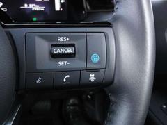 �ץ��ѥ����åȡ��ɥ饤�С������äƥ������롢�֥졼�������ƥ���󥰤򥯥��¦�Ǽ�ư���档��®ƻϩ�α�ž�Ǵ����륹�ȥ쥹�䡢Ĺ��Υ��ư������ϫ���ڸ�����ޤ��� 5