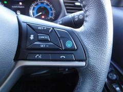 �ץ��ѥ����åȡ��ɥ饤�С������äƥ������롢�֥졼�������ƥ���󥰤򥯥��¦�Ǽ�ư���档��®ƻϩ�α�ž�Ǵ����륹�ȥ쥹�䡢Ĺ��Υ��ư������ϫ���ڸ�����ޤ��� 5