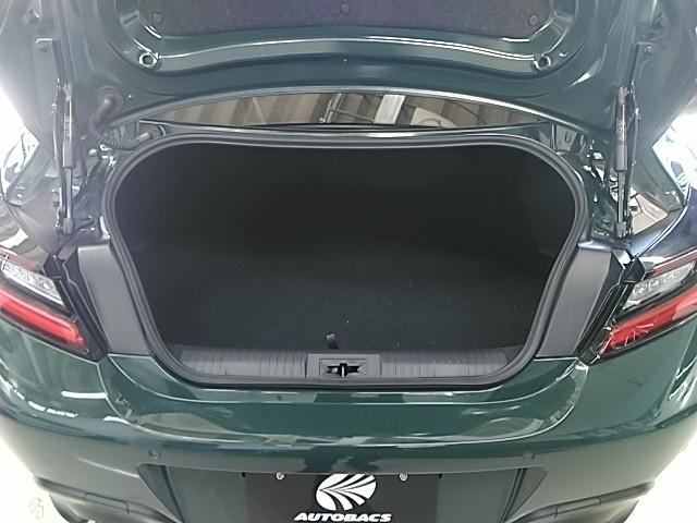 GR86 RZ ワンオーナー キーレス フルセグ ナビ&TV 17アルミホイール エアバッグ フル装備 助手席エアバッグ 衝突被害軽減システム ETC バックカメラ スマートキー 横滑り防止機能 シートヒーター(14枚目)