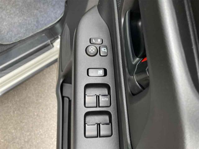 スペーシアギア ハイブリッドXZ 両側電動スライドドア クリアランスソナー オートクルーズコントロール 衝突被害軽減システム オートライト LEDヘッドランプ ヘッドライトウォッシャー スマートキー 電動格納ミラー ベンチシート(4枚目)