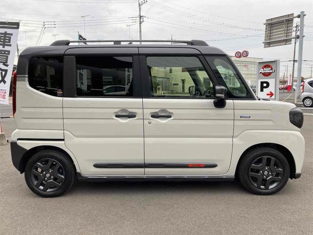 スペーシアギア ハイブリッドXZ 両側電動スライドドア クリアランスソナー オートクルーズコントロール 衝突被害軽減システム オートライト LEDヘッドランプ ヘッドライトウォッシャー スマートキー 電動格納ミラー ベンチシート(14枚目)