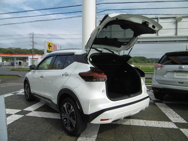 キックス Ｘ　ツートーンインテリアエディション　プロパイロット　全周囲カメラ　衝突被害軽減ブレーキ　踏み間違い防止　ＥＴＣ　インテリジェントルームミラー　Ｂｌｕｅｔｏｏｔｈオーディオ（15枚目）