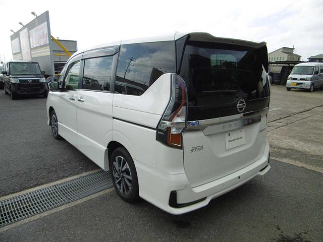 セレナ ｅ－パワー　ハイウェイスターＶ　後席モニター　プロパイロット　全周囲カメラ　両側オートスライドドア　衝突被害軽減ブレーキ　踏み間違い防止　ＥＴＣ　ハンズフリードア　純正ドラレコ（14枚目）