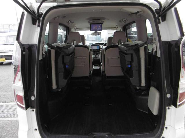 セレナ ｅ－パワー　ハイウェイスターＶ　後席モニター　プロパイロット　全周囲カメラ　両側オートスライドドア　衝突被害軽減ブレーキ　踏み間違い防止　ＥＴＣ　ハンズフリードア　純正ドラレコ（37枚目）