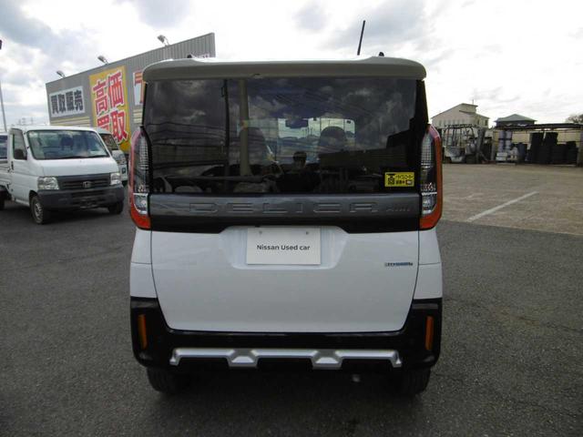 デリカミニ Ｇ　プレミアム　マイパイロット　両側オートスライドドア　全方位カメラ　衝突被害軽減ブレーキ　踏み間違い防止　ハンズフリードア　シートヒーター（16枚目）