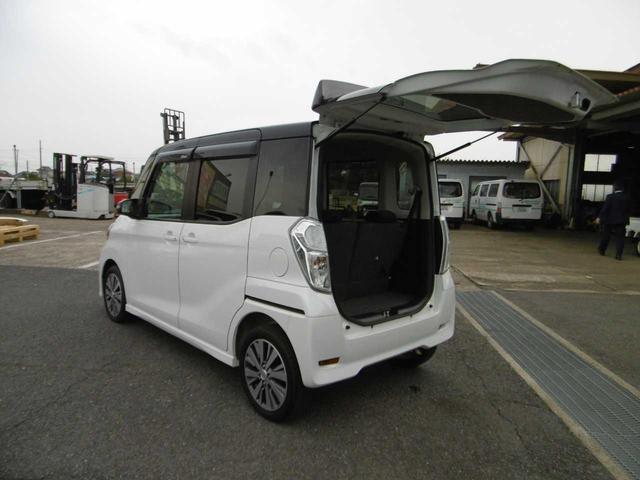 デイズルークス ライダー　両側オートスライドドア　ＥＴＣ　衝突被害軽減ブレーキ　クルーズコントロール　全方位カメラ　シートヒーター（13枚目）