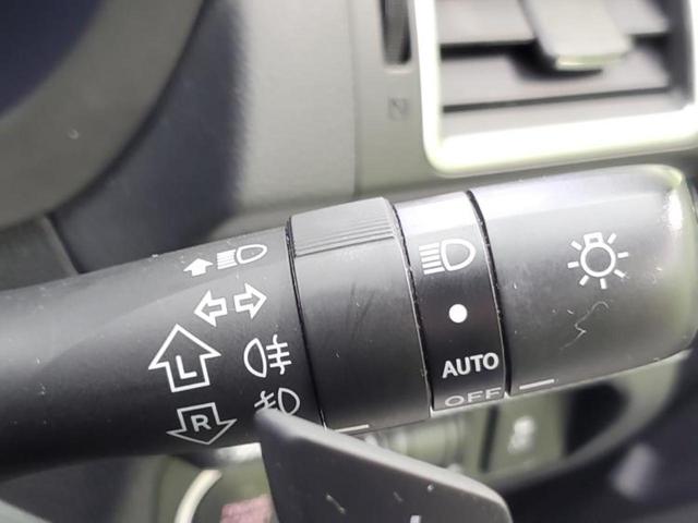 レヴォーグ ４ＷＤ１．６ＧＴ－Ｓアイサイト　保証書／純正　ＳＤナビ／衝突安全装置／車線逸脱防止支援システム／ヘッドランプ　ＨＩＤ／ＥＴＣ／ＥＢＤ付ＡＢＳ／横滑り防止装置／アイドリングストップ／クルーズコントロール／バックモニター　バックカメラ（16枚目）