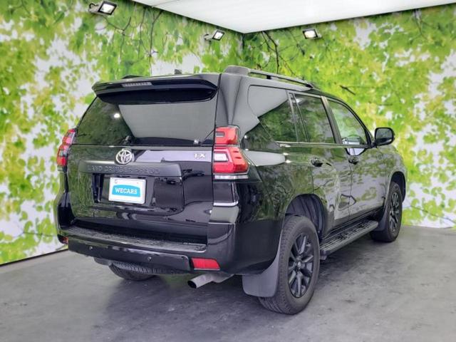 ランドクルーザープラド ４ＷＤ　ＴＸ　Ｌパッケージマットブラックエディション　新品タイヤ／サンルーフ／保証書／ディスプレイオーディオ＋ナビ９インチ／トヨタセーフティセンス／シートヒーター／全方位モニター／車線逸脱防止支援システム／シート　フルレザー　革シート　全周囲カメラ（3枚目）