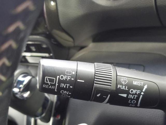 N-BOXカスタム G・EXターボホンダセンシング 保証書/純正 8インチ SDナビ/ホンダセンシング/両側電動スライドドア/シートヒーター 前席/車線逸脱防止支援システム/シート ハーフレザー/ドライブレコーダー 前後/ヘッドランプ LED 禁煙車(18枚目)