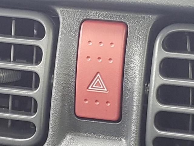 キャリイトラック 4WD KC 保証書/登録済未使用車/EBD付ABS/横滑り防止装置/アイドリングストップ/禁煙車/エアバッグ 運転席/エアバッグ 助手席/パワーウインドウ/キーレスエントリー/パワーステアリング/オートライト(18枚目)