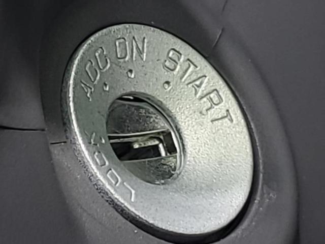 キャリイトラック 4WD KC 保証書/登録済未使用車/EBD付ABS/横滑り防止装置/アイドリングストップ/禁煙車/エアバッグ 運転席/エアバッグ 助手席/パワーウインドウ/キーレスエントリー/パワーステアリング/オートライト(25枚目)