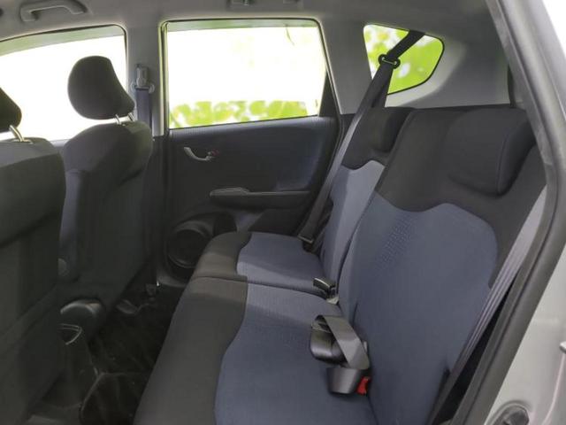 フィット Ｌ　保証書／純正　ＨＤＤナビ／パーキングアシスト　バックガイド／ＥＴＣ／ＡＢＳ／バックモニター／ワンセグＴＶ／エアバッグ　運転席／エアバッグ　助手席／パワーウインドウ／キーレスエントリー　バックカメラ（7枚目）