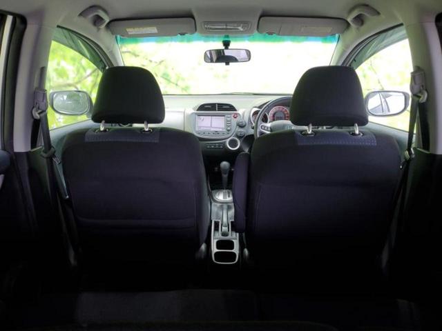 フィット Ｌ　保証書／純正　ＨＤＤナビ／パーキングアシスト　バックガイド／ＥＴＣ／ＡＢＳ／バックモニター／ワンセグＴＶ／エアバッグ　運転席／エアバッグ　助手席／パワーウインドウ／キーレスエントリー　バックカメラ（41枚目）