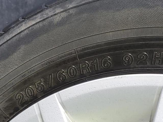 プリウスアルファ S 新品タイヤ/純正 8インチ SDナビ/パーキングアシスト バックガイド/Bluetooth接続/ETC/EBD付ABS/横滑り防止装置/アイドリングストップ/バックモニター/ワンセグTV バックカメラ(53枚目)