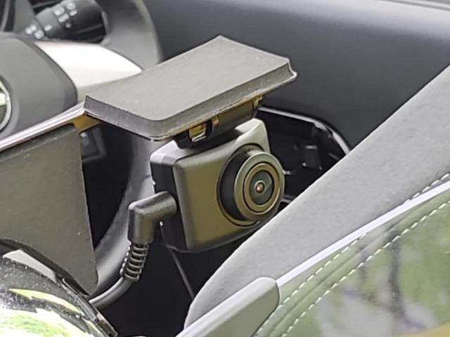 コペン ＧＲスポーツ　新品タイヤ／保証書／純正　ＳＤナビ／シートヒーター／ドライブレコーダー　前後／ヘッドランプ　ＬＥＤ／Ｂｌｕｅｔｏｏｔｈ接続／ＥＴＣ２．０／ＥＢＤ付ＡＢＳ／横滑り防止装置／フルセグＴＶ／ＤＶＤ　禁煙車（38枚目）