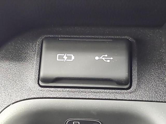 シエンタ G 新品タイヤ/保証書/ディスプレイオーディオ+ナビ10インチ/衝突安全装置/車線逸脱防止支援システム/パーキングアシスト バックガイド/ドライブレコーダー 前後 衝突被害軽減システム バックカメラ(42枚目)