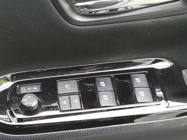 ヴォクシー ZSキラメキ モデリスタエアロ/純正 9インチ SDナビ/フリップダウンモニター 純正 12.1インチ/衝突安全装置/両側電動スライドドア/車線逸脱防止支援システム/パーキングアシスト バックガイド フルエアロ(39枚目)