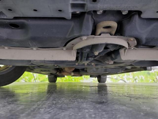 ヴォクシー ＺＳキラメキ　モデリスタエアロ／純正　９インチ　ＳＤナビ／フリップダウンモニター　純正　１２．１インチ／衝突安全装置／両側電動スライドドア／車線逸脱防止支援システム／パーキングアシスト　バックガイド　フルエアロ（47枚目）