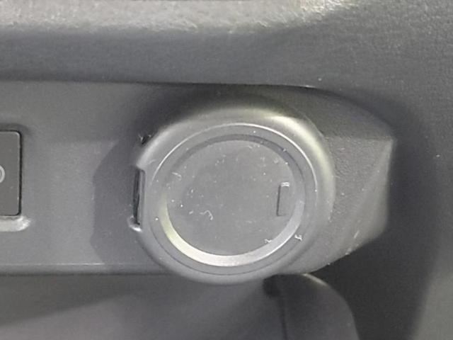 ノート X 保証書/純正 9インチ メモリーナビ/インテリジェントルームミラー/エマージェンシーブレーキ/アラウンドビューモニター/車線逸脱防止支援システム/パーキングアシスト バックガイド 衝突被害軽減システム(42枚目)