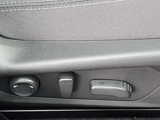 クロストレック リミテッド 保証書/ディスプレイオーディオ+ナビ11インチ/アイサイトX(スバル新型)/エアーシート 前席/全方位モニター/車線逸脱防止支援システム/パーキングアシスト バックガイド 衝突被害軽減システム 禁煙車(45枚目)