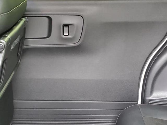 N-BOXカスタム ターボ 新品タイヤ/保証書/ディスプレイオーディオ8インチ/ホンダセンシング/両側電動スライドドア/シートヒーター 前席/車線逸脱防止支援システム/シート ハーフレザー ターボ 衝突被害軽減システム 禁煙車(22枚目)