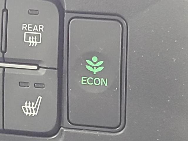 N-BOXカスタム ターボ 新品タイヤ/保証書/ディスプレイオーディオ8インチ/ホンダセンシング/両側電動スライドドア/シートヒーター 前席/車線逸脱防止支援システム/シート ハーフレザー ターボ 衝突被害軽減システム 禁煙車(27枚目)