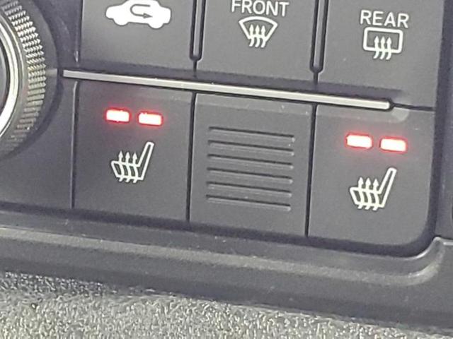 N-BOXカスタム ターボ 新品タイヤ/保証書/ディスプレイオーディオ8インチ/ホンダセンシング/両側電動スライドドア/シートヒーター 前席/車線逸脱防止支援システム/シート ハーフレザー ターボ 衝突被害軽減システム 禁煙車(40枚目)