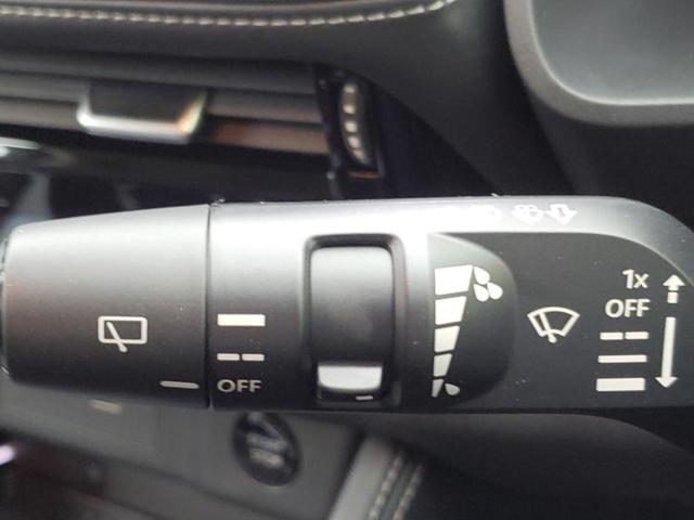 お車に合わせて無料保証以外にも、保証範囲、期間、距離を拡充させた有料保証もご用意しております！中古車の購入が初めてで不安・・・というお客様もご安心ください！