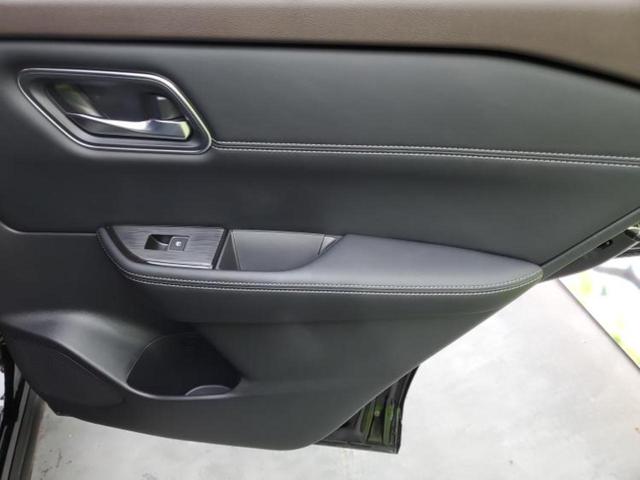 「この車の写真をもっと見たい」「状態が気になる」「この装備はついている？」どんな小さな疑問でもお気軽にお問い合わせください！