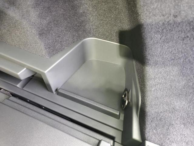 ＷＥＣＡＲＳでは各商談席に大型モニターをご用意しております！見やすい大画面でゆったりと全国の在庫をご覧いただけます！是非ご来店お待ちしております！