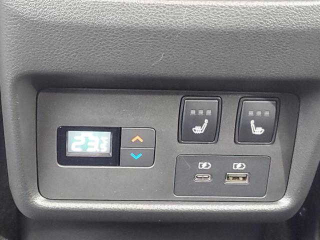 お車に合わせて無料保証以外にも、保証範囲、期間、距離を拡充させた有料保証もご用意しております！中古車の購入が初めてで不安・・・というお客様もご安心ください！