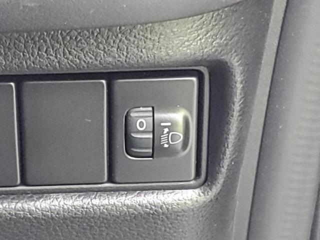 スペーシア ハイブリッドG 保証書/デュアルカメラブレーキサポート(スズキ)/車線逸脱防止支援システム/EBD付ABS/横滑り防止装置/アイドリングストップ/禁煙車/エアバッグ 運転席/エアバッグ 助手席 レーンアシスト(16枚目)